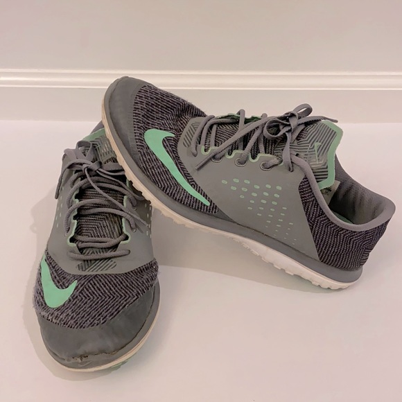 Nike Shoes - Nike sneakers